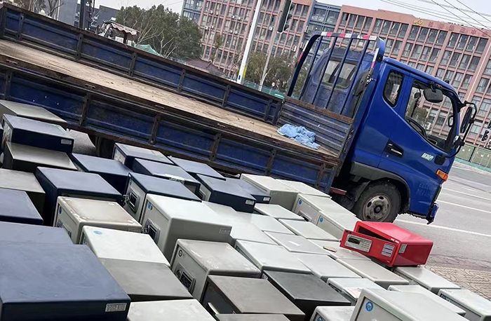 1646277610764025023.jpg 01.jpg