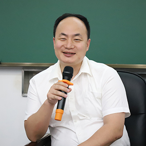 嘉宾访谈 (4).jpg